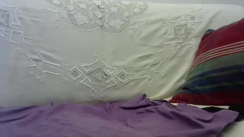 HOT MILF online show from April 20, 7:39 pm