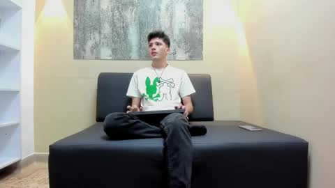 Yatson online show from March 28, 8:21 pm