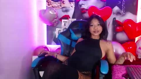 YAYA online show from February 12, 8:50 pm