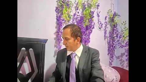 Snapshot of yazfore chatting on October 9, 3:17 pm Hazzan online show from October 9, 3:17 pm