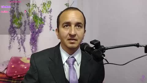 Snapshot of yazfore chatting on September 25, 2:24 pm Hazzan online show from September 25, 2:24 pm