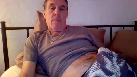 yeah_baby6988 online show from December 3, 5:08 am