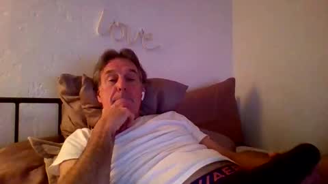 yeah_baby6988 online show from November 23, 12:30 am