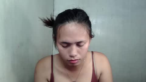 yella_xx69 online show from September 14, 1:01 pm