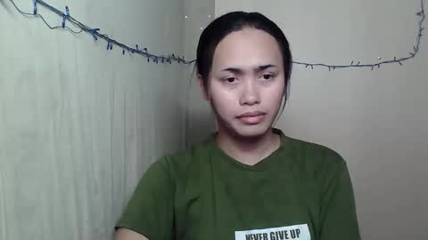 yella_xx69 online show from November 11, 3:52 am