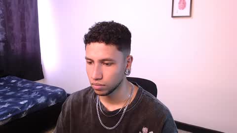 Yeff ind. model  online show from December 10, 6:28 pm