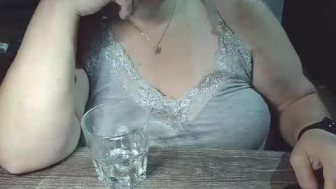 yessirprincesspet online show from July 12, 4:48 am