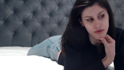 ynnasquirt online show from February 20, 3:41 pm