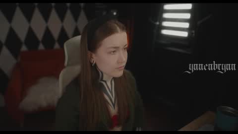 ynnenbrynn online show from February 11, 6:17 am