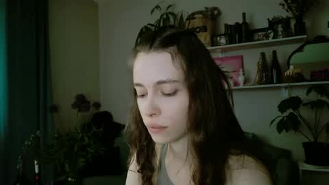 yoka_paradoxxx online show from May 31, 10:25 am