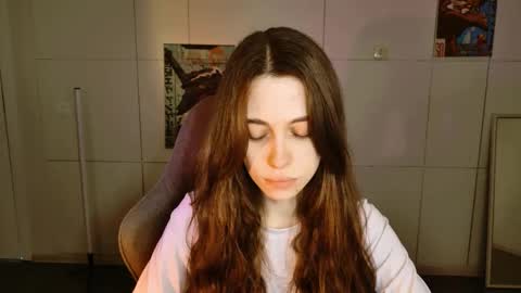 yoka_paradoxxx online show from January 15, 1:31 pm