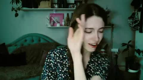 yoka_paradoxxx online show from May 21, 11:28 am