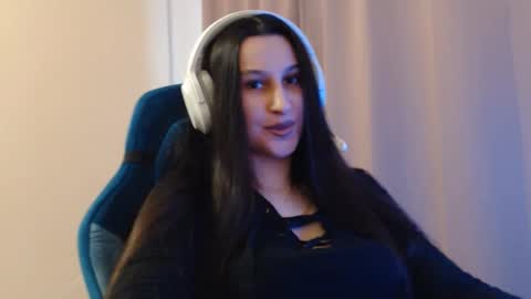 Sophie online show from March 24, 2:23 pm