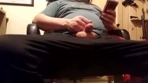 yooperstud2 online show from January 22, 5:16 am