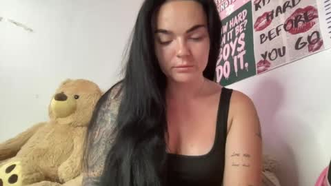 Yorkshire Girly online show from July 5, 5:14 am