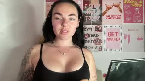 Yorkshire Girly online show from June 12, 9:52 am