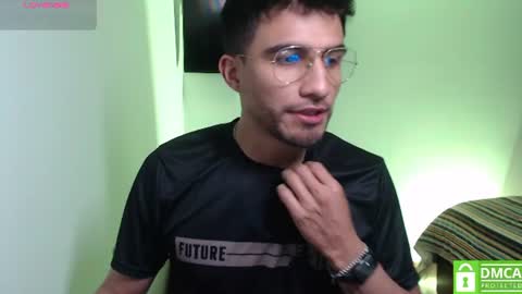 yoshy_man online show from June 21, 4:08 am