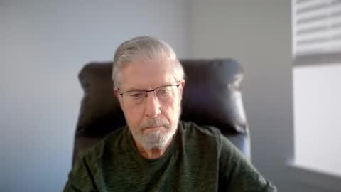 Colorado Guy Straight online show from November 9, 7:49 pm