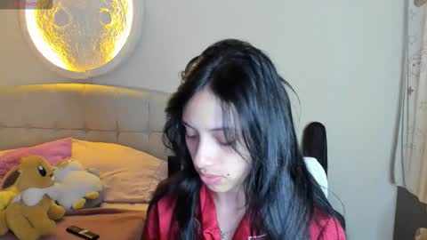 mia3 online show from January 19, 6:12 am