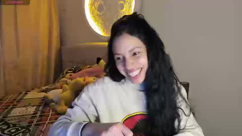 mia3 online show from March 13, 5:00 am