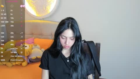 mia3 online show from January 17, 5:50 am