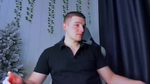 your_claddagh online show from February 1, 3:31 pm