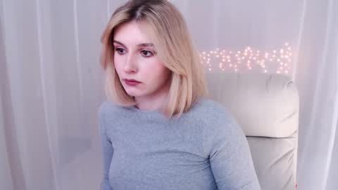 Freya online show from March 8, 11:05 am