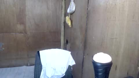 your_ghurlkalea16 online show from April 13, 4:44 pm