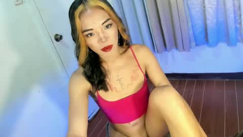 your_girl_yeka online show from June 14, 2:30 pm