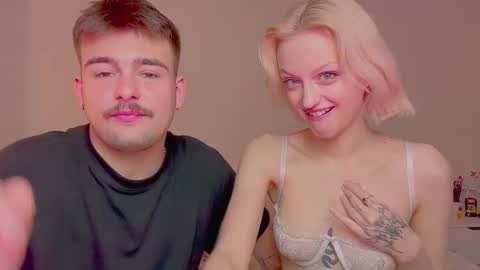 your_molly_mark online show from September 21, 8:02 pm