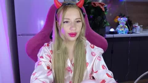 Alice  online show from January 15, 12:41 am