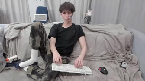 Snapshot of your_shy_guy chatting on March 7, 6:00 pm your_shy_guy online show from March 7, 6:00 pm