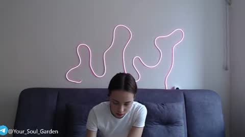Zoe online show from August 2, 11:06 pm