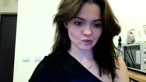 your_valeria online show from December 16, 2:38 pm