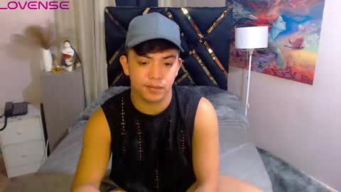 yourasian_bradley online show from October 11, 8:19 am