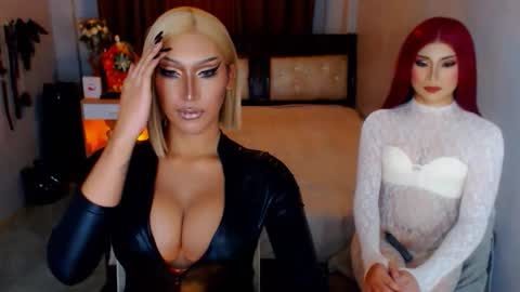 Snapshot of yourasian_cherryfaux chatting on October 9, 1:49 pm alexandria online show from October 9, 1:49 pm