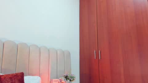 YOURBOYNEXTDOOR online show from December 17, 8:34 am