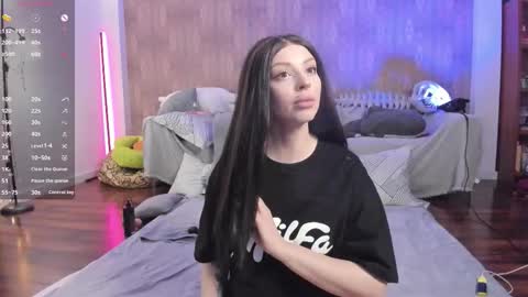 Mary online show from January 7, 11:04 am