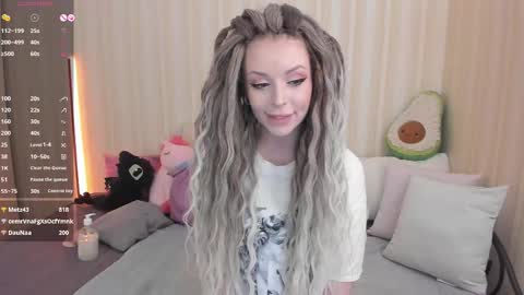 Mary online show from February 13, 11:28 am