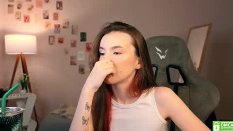 Chloe online show from November 17, 4:48 am