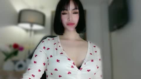 Kimberly online show from November 28, 3:47 am