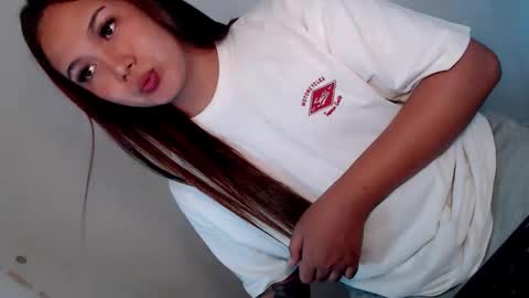 Snapshot of yourlovingpearl chatting on October 10, 6:41 am PEARL online show from October 10, 6:41 am