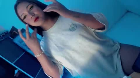 Snapshot of yourlovingpearl chatting on October 26, 9:21 am PEARL online show from October 26, 9:21 am