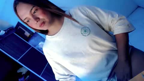 Snapshot of yourlovingpearl chatting on October 5, 4:10 am PEARL online show from October 5, 4:10 am