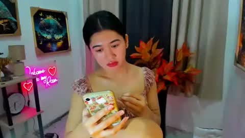 Trish online show from February 26, 7:39 pm