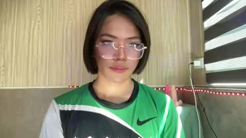 yoursweet_loveace online show from May 25, 1:01 am
