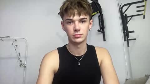 yoursweetyguy online show from November 3, 5:58 pm