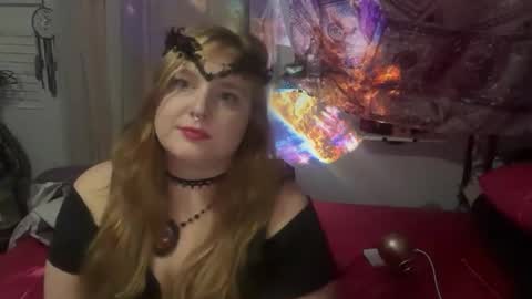 yourthickgingergoddess online show from December 16, 4:30 am