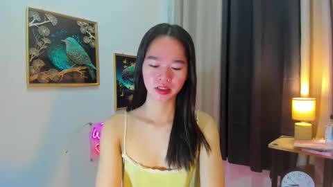 yourtinybunny online show from May 28, 10:35 am