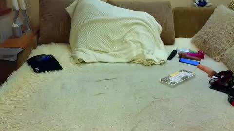 YourXQueen online show from March 5, 7:39 am